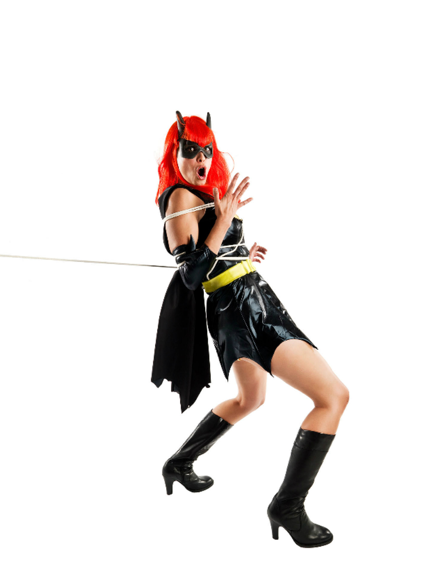 Tough-Guys_06_Bat-Girl.jpg